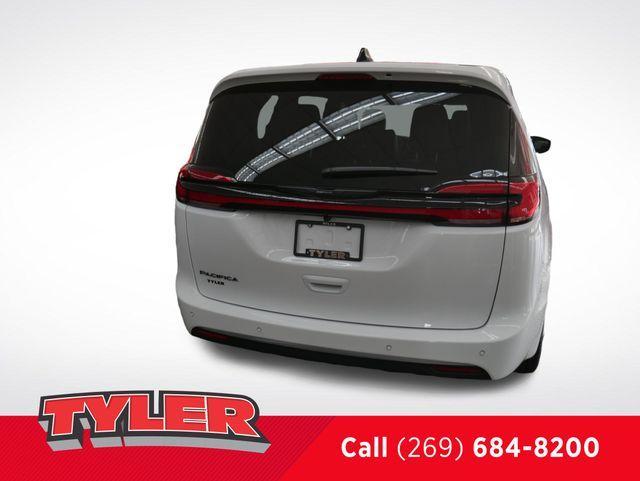 new 2026 Chrysler Pacifica car, priced at $42,782
