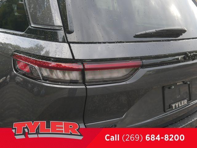 new 2025 Jeep Grand Cherokee car, priced at $48,186
