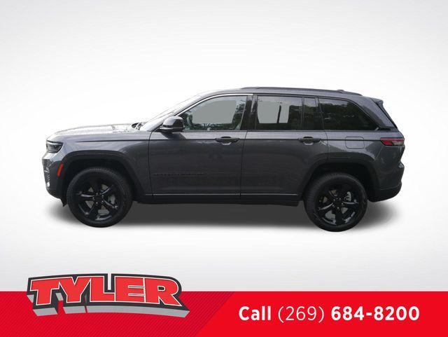 new 2025 Jeep Grand Cherokee car, priced at $48,186