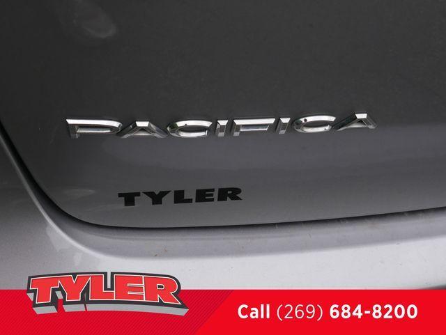 used 2021 Chrysler Pacifica Hybrid car, priced at $21,000