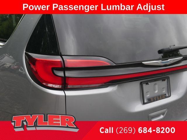 used 2021 Chrysler Pacifica Hybrid car, priced at $21,000
