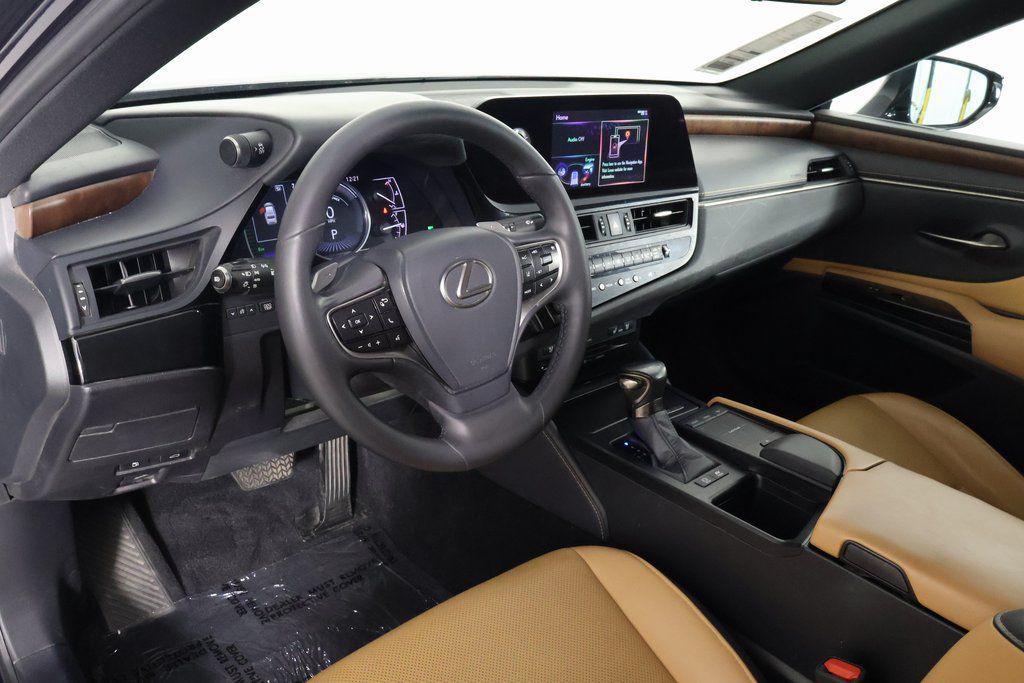 used 2022 Lexus ES 300h car, priced at $29,955