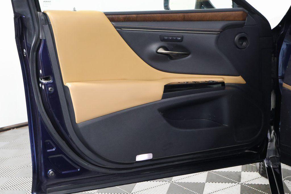 used 2022 Lexus ES 300h car, priced at $29,955