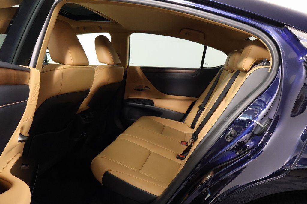 used 2022 Lexus ES 300h car, priced at $29,955