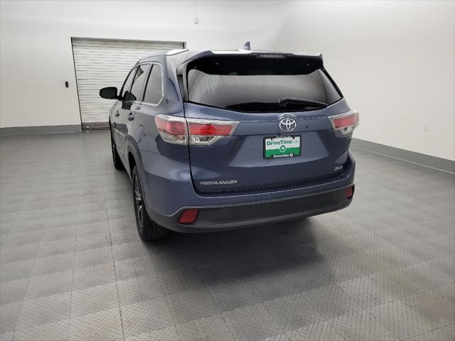 used 2016 Toyota Highlander car, priced at $22,695