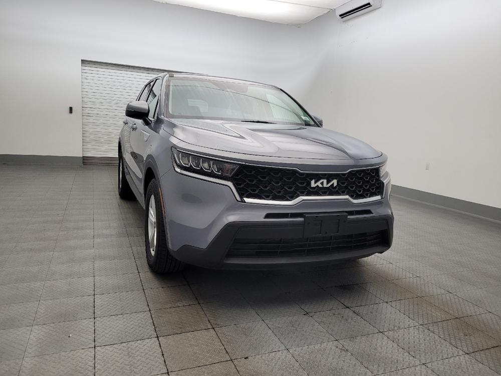 used 2022 Kia Sorento car, priced at $23,595