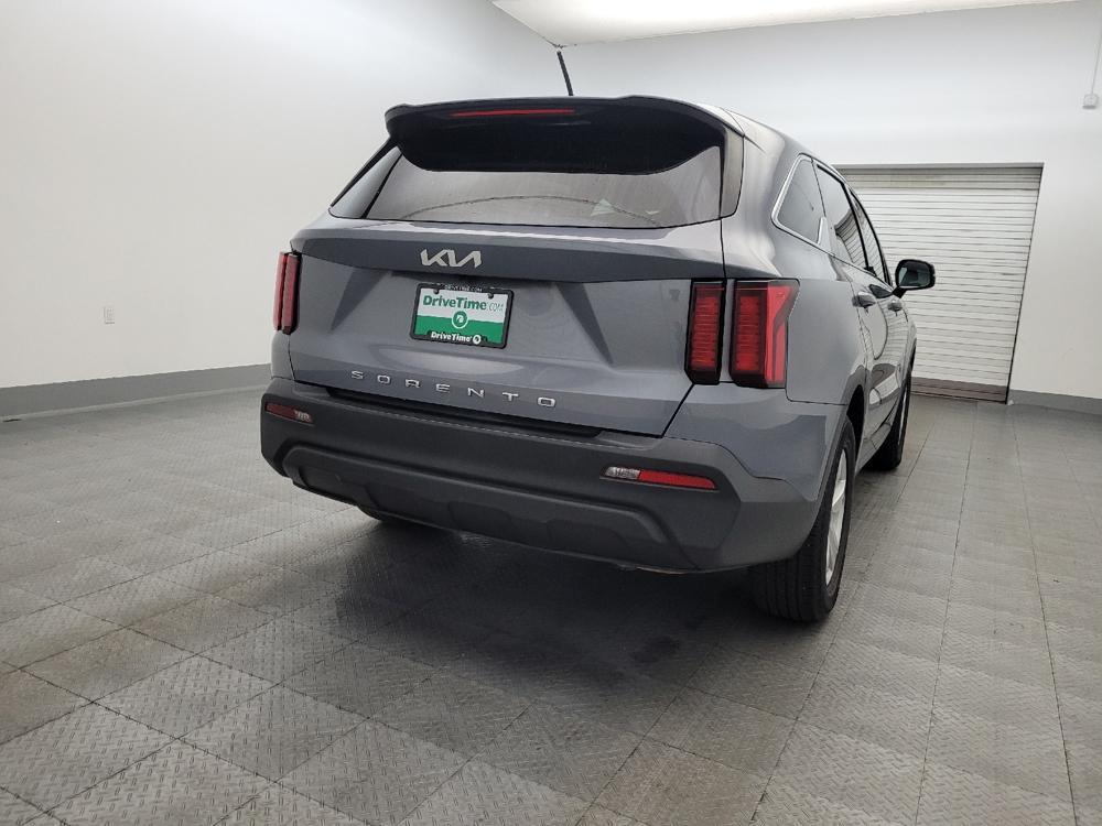 used 2022 Kia Sorento car, priced at $23,595