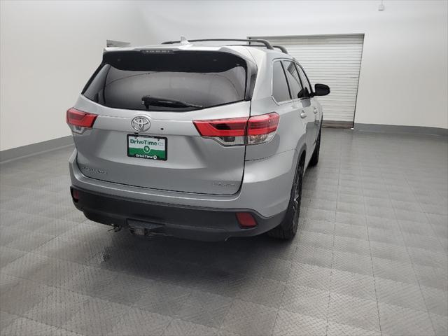 used 2019 Toyota Highlander car, priced at $25,595