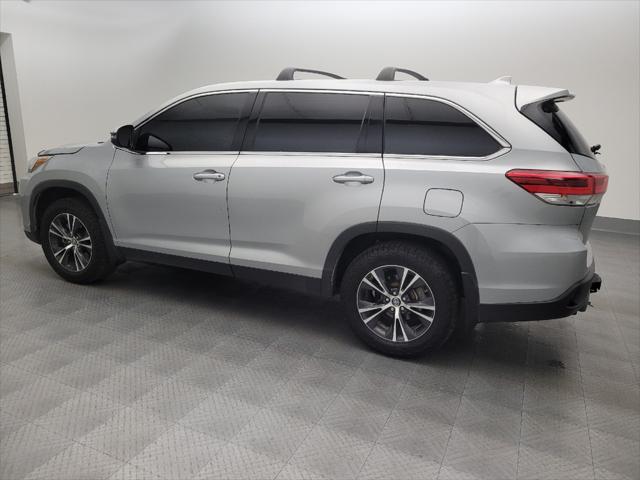 used 2019 Toyota Highlander car, priced at $25,595