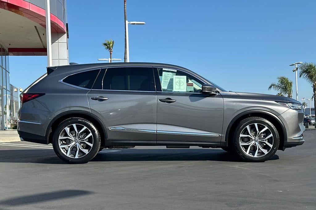 used 2022 Acura MDX car, priced at $34,648