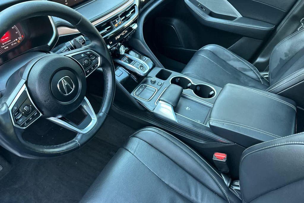 used 2022 Acura MDX car, priced at $34,648