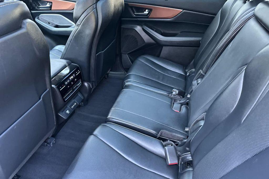 used 2022 Acura MDX car, priced at $34,648