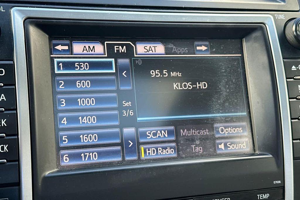 used 2012 Toyota Camry Hybrid car, priced at $9,988