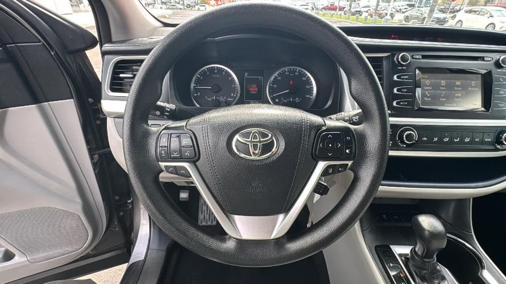 used 2017 Toyota Highlander car, priced at $17,988