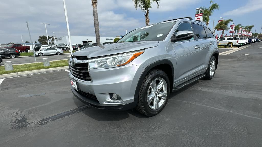 used 2016 Toyota Highlander car, priced at $23,988