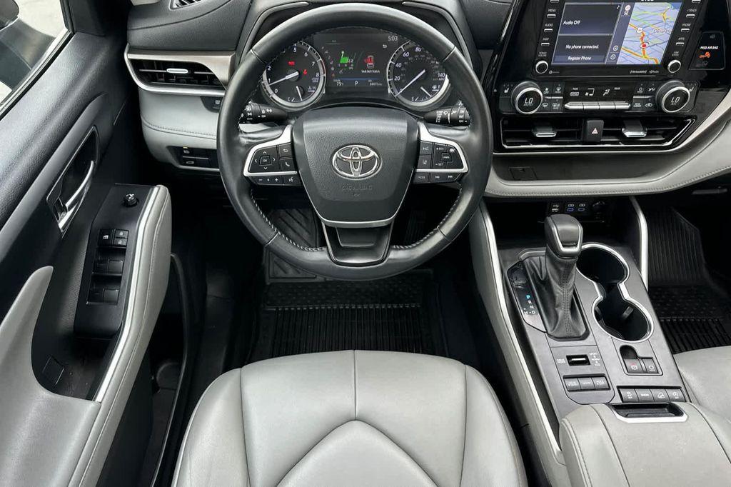 used 2022 Toyota Highlander car, priced at $32,940