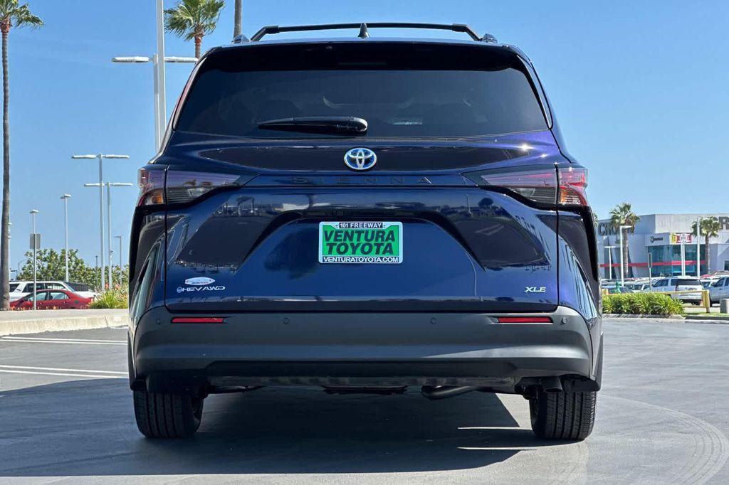 new 2025 Toyota Sienna car, priced at $51,720
