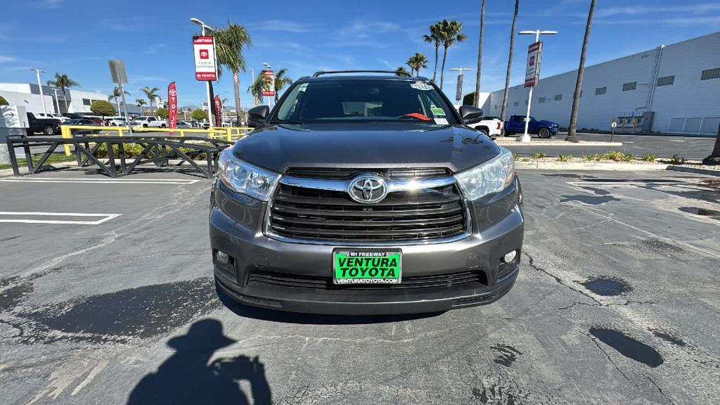 used 2016 Toyota Highlander car, priced at $12,988