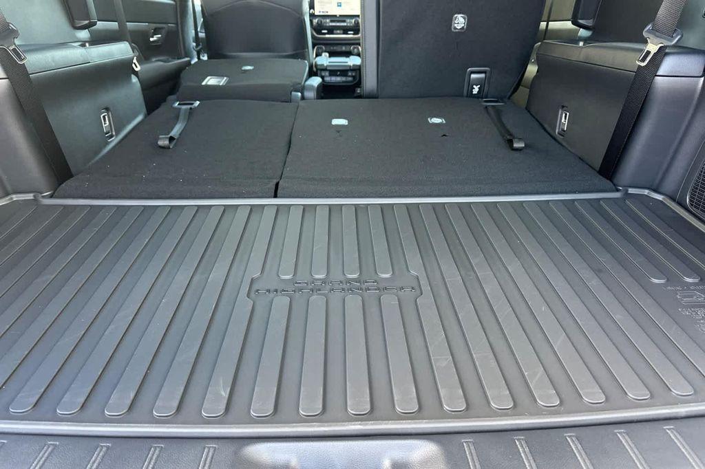 new 2026 Toyota Grand Highlander Hybrid car, priced at $64,278