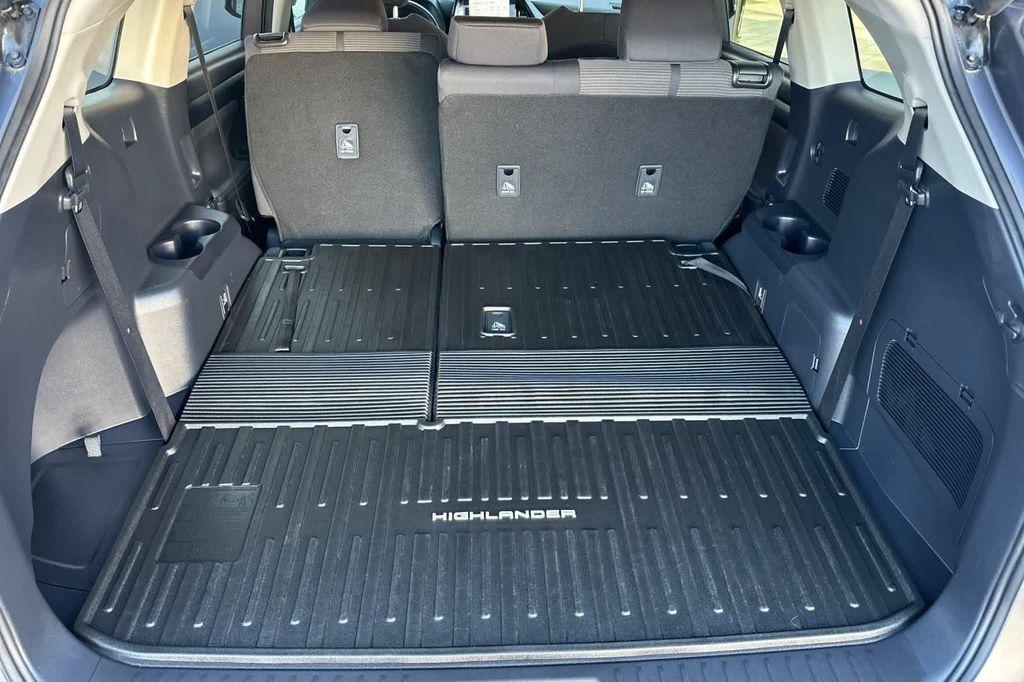 used 2024 Toyota Highlander car, priced at $37,988