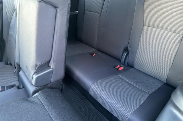 new 2025 Toyota Highlander car, priced at $43,068