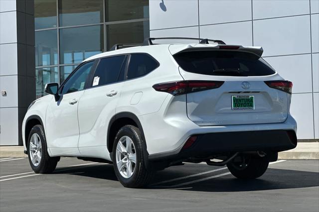 new 2025 Toyota Highlander car, priced at $43,068