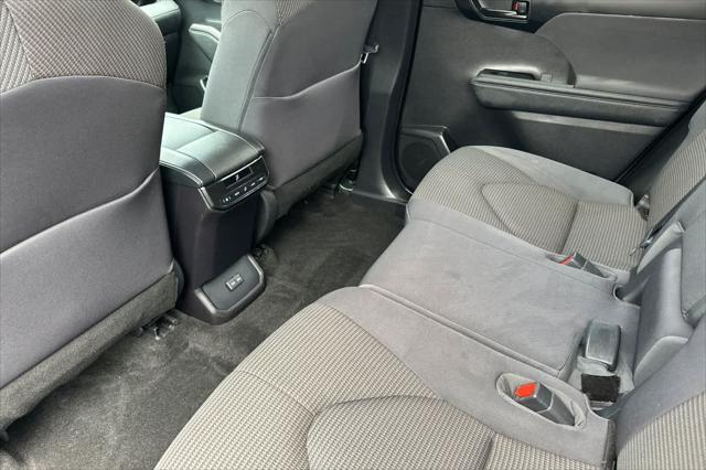 used 2023 Toyota Highlander car, priced at $36,233