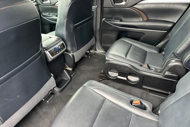 used 2015 Toyota Highlander car, priced at $15,988