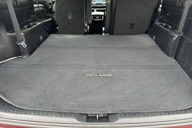 used 2015 Toyota Highlander car, priced at $15,988