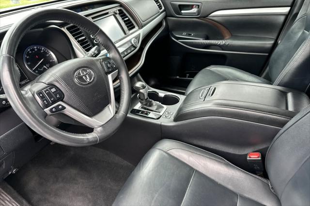 used 2015 Toyota Highlander car, priced at $15,988