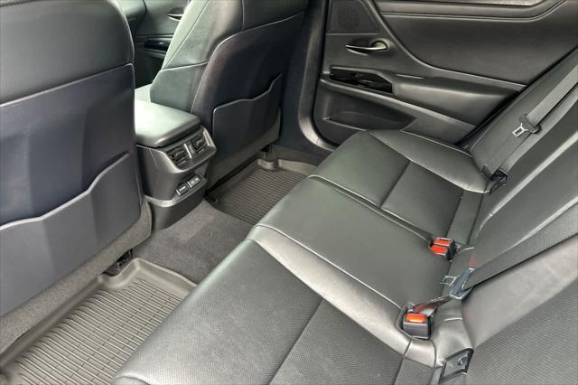 used 2024 Lexus ES 350 car, priced at $41,988