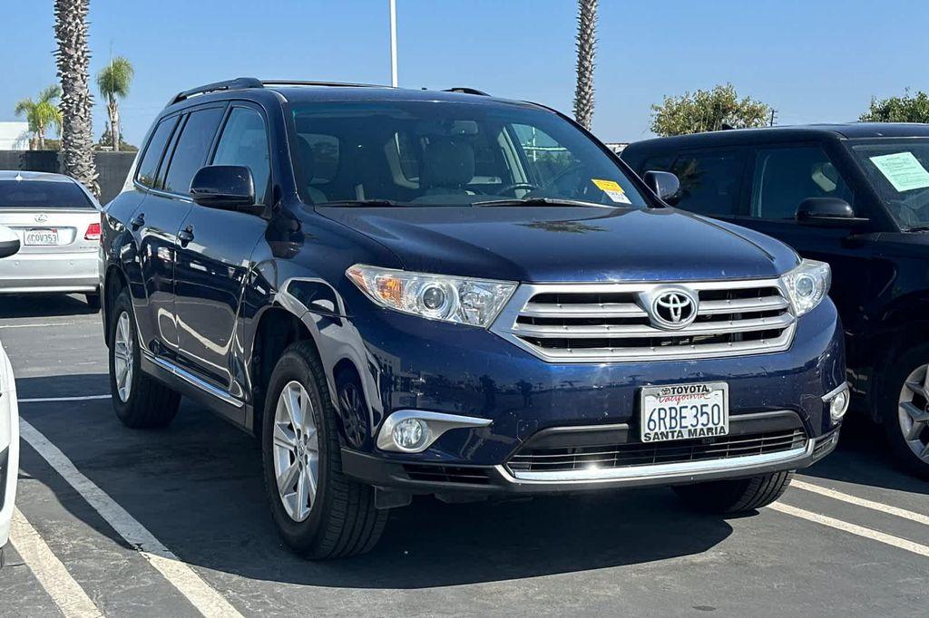 used 2011 Toyota Highlander car, priced at $13,988