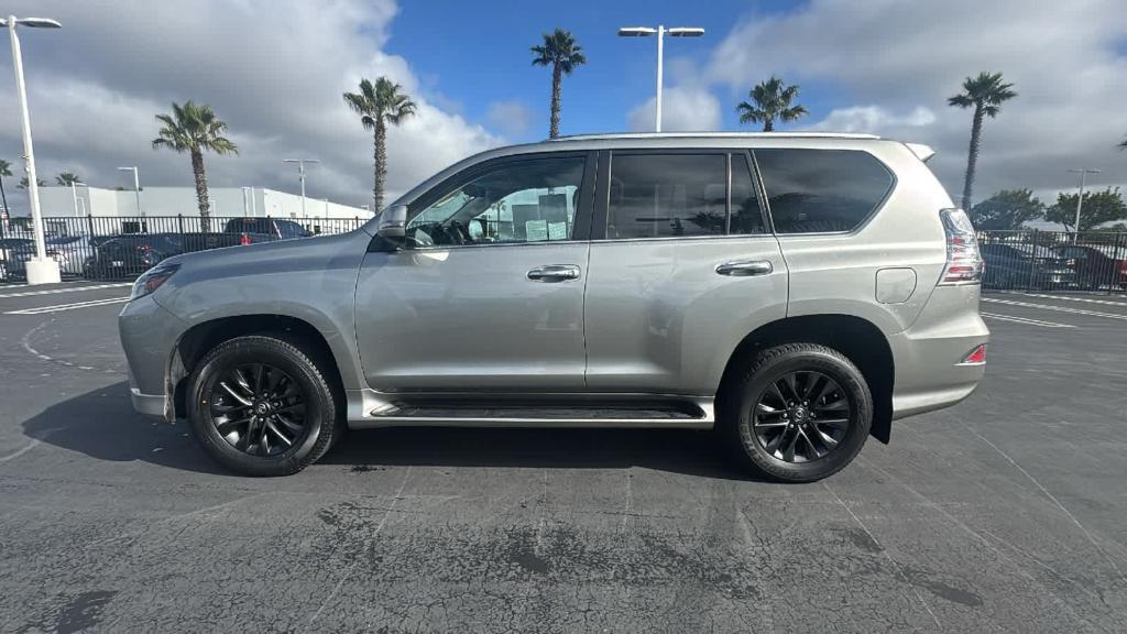 used 2023 Lexus GX 460 car, priced at $54,988