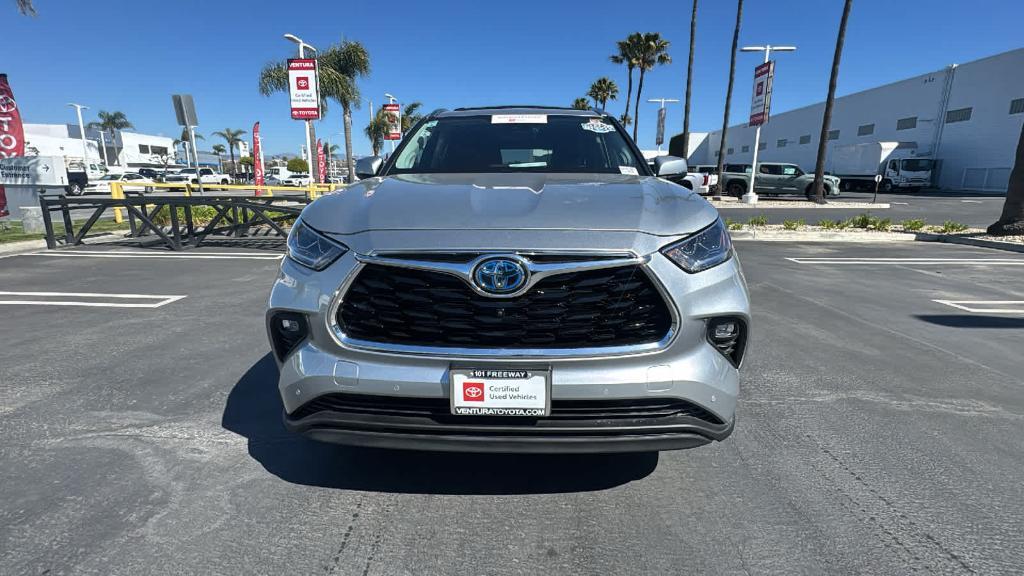 used 2023 Toyota Highlander Hybrid car, priced at $47,988