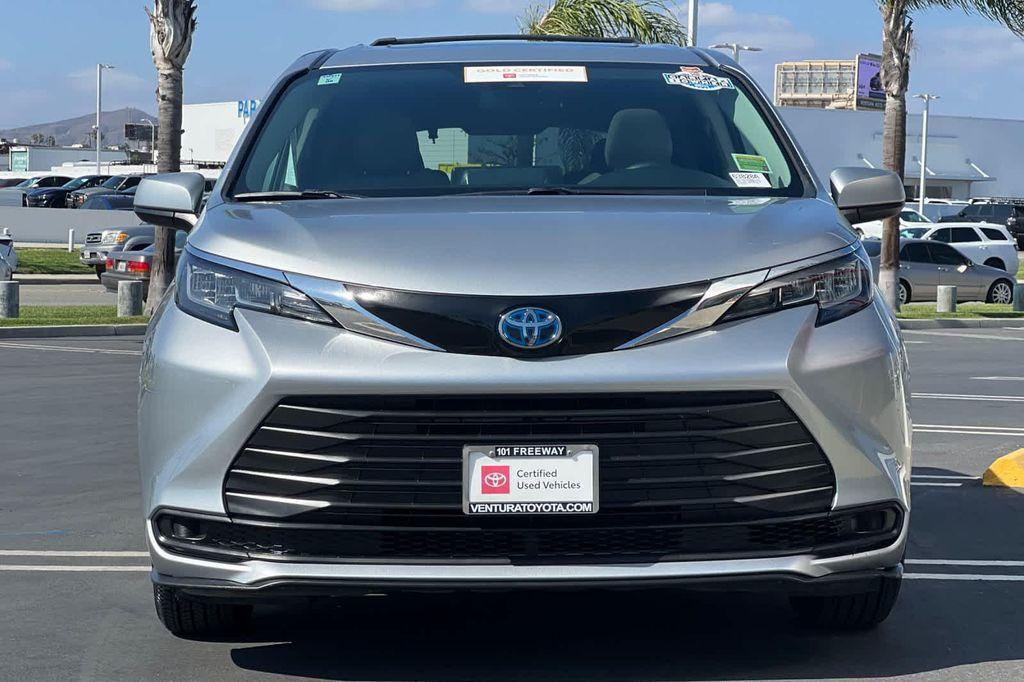used 2022 Toyota Sienna car, priced at $40,744