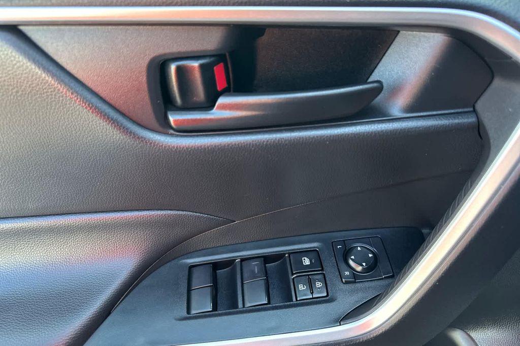 used 2024 Toyota RAV4 Hybrid car, priced at $32,999
