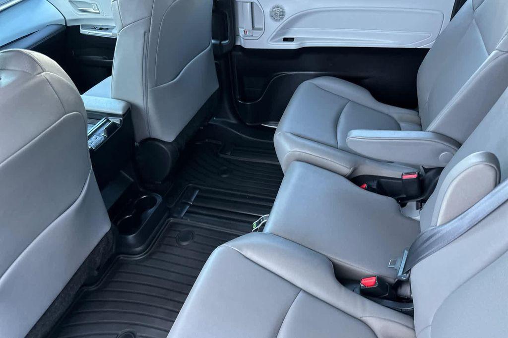 used 2025 Toyota Sienna car, priced at $49,988