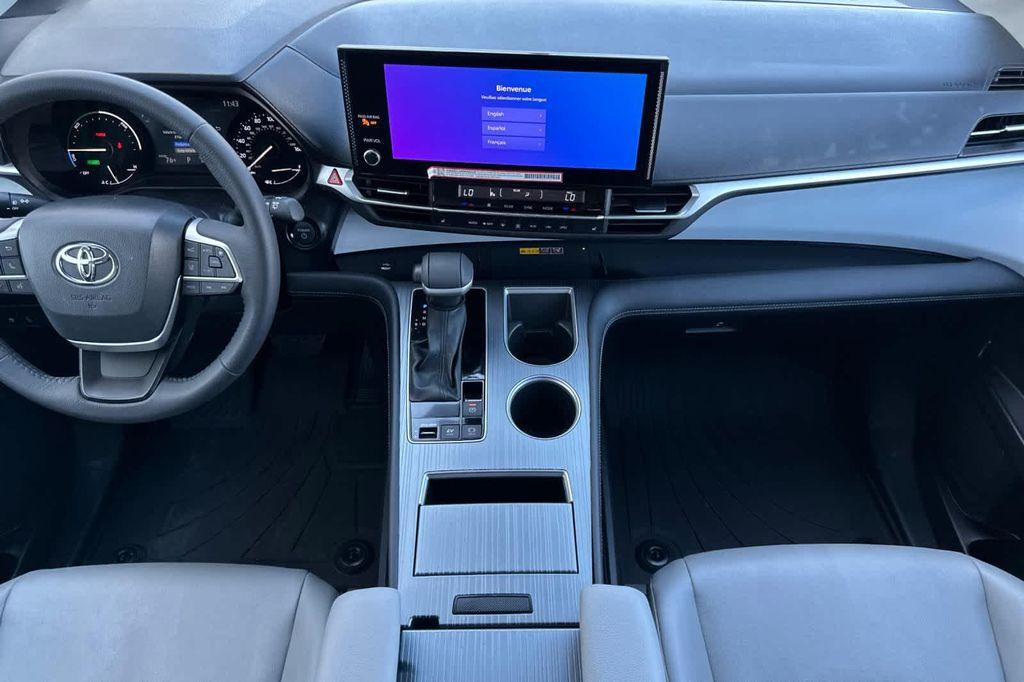 used 2025 Toyota Sienna car, priced at $49,988