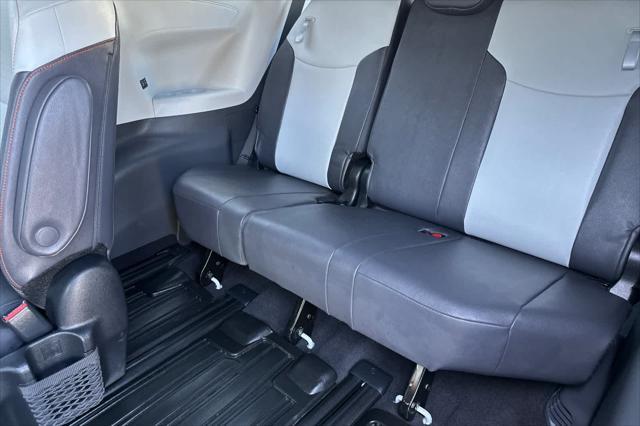 used 2023 Toyota Sienna car, priced at $49,988