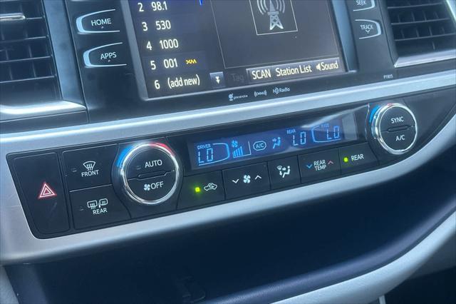 used 2019 Toyota Highlander car, priced at $24,988