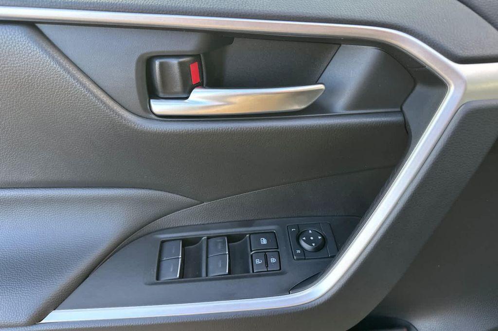 new 2025 Toyota RAV4 car, priced at $35,723