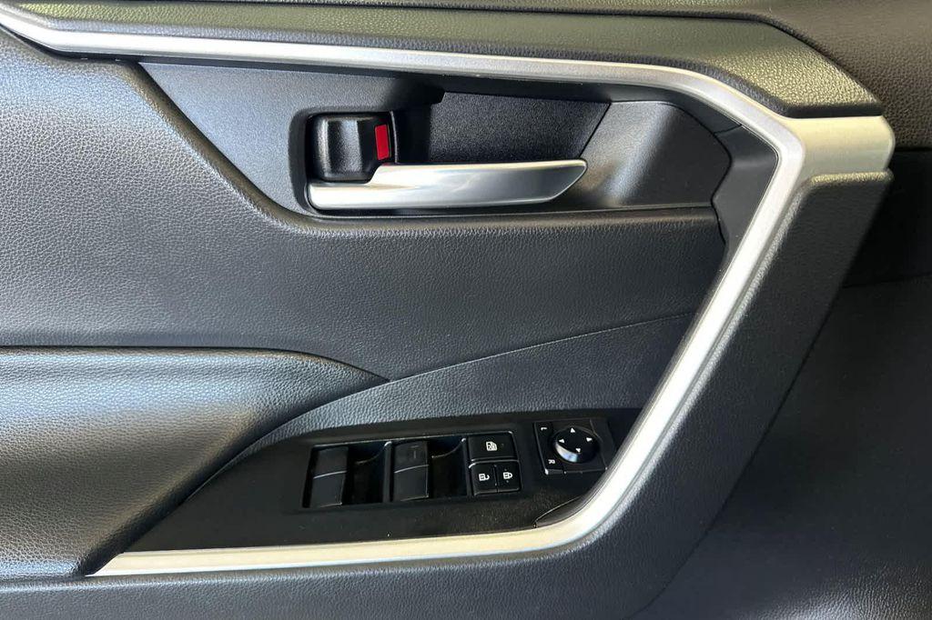used 2020 Toyota RAV4 car, priced at $23,988