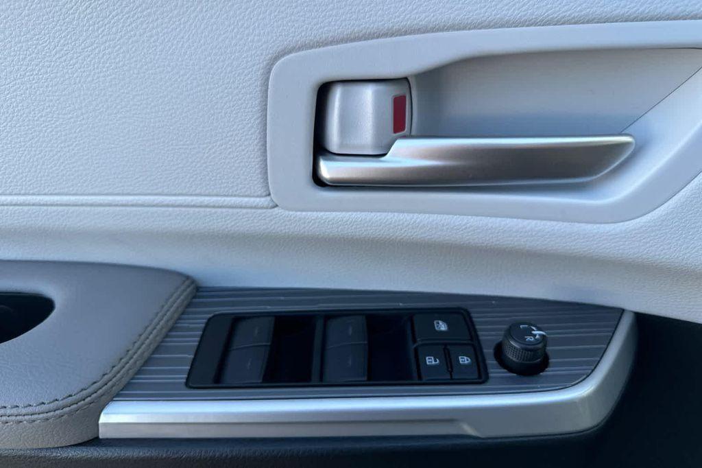 new 2026 Toyota Sienna car, priced at $51,970