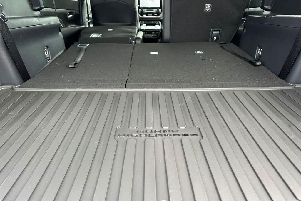 new 2026 Toyota Grand Highlander Hybrid car, priced at $62,143