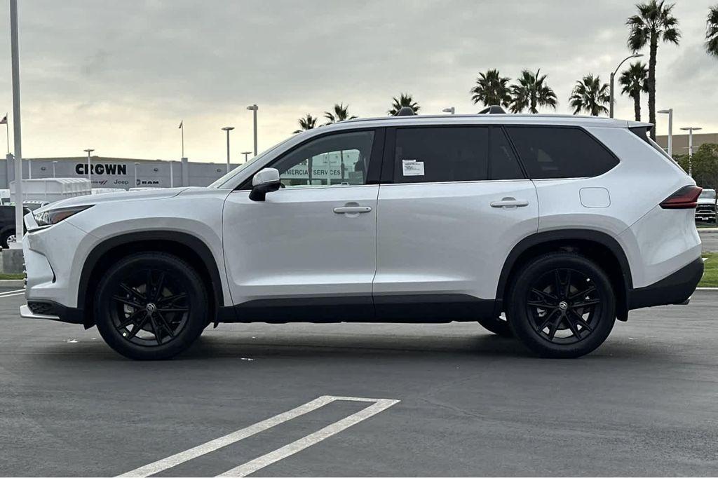 new 2026 Toyota Grand Highlander Hybrid car, priced at $62,143