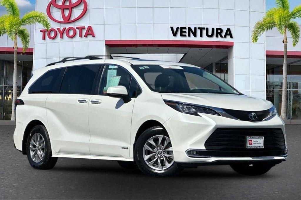 used 2021 Toyota Sienna car, priced at $39,988