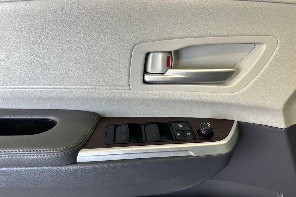 used 2021 Toyota Sienna car, priced at $39,988