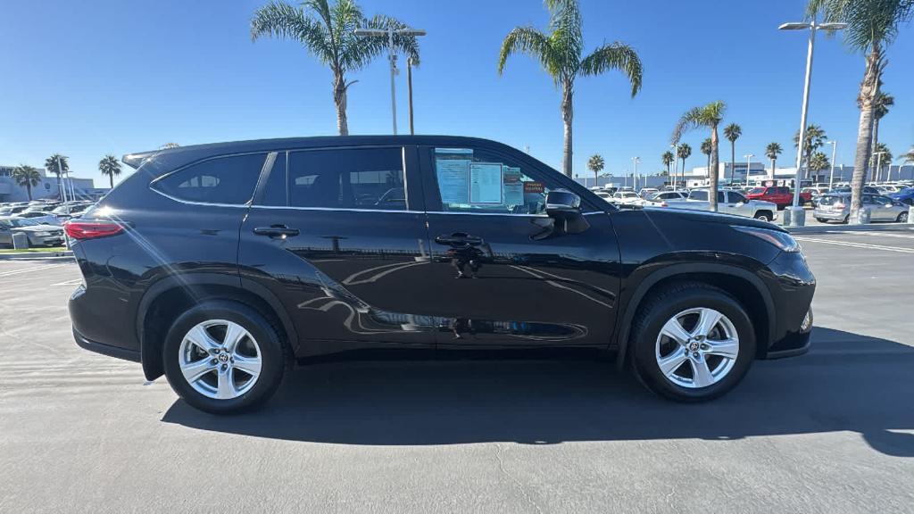 used 2023 Toyota Highlander car, priced at $35,228