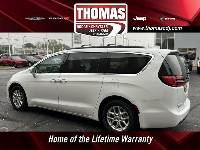 used 2022 Chrysler Pacifica car, priced at $22,000