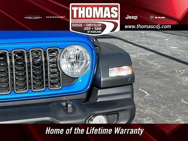 new 2025 Jeep Wrangler car, priced at $46,191